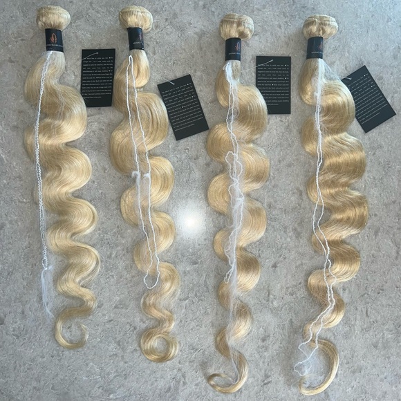 100% HUMAN HAIR 613 BODY WAVE DEAL (28”/28”/30”/30”) - Picture 4 of 6